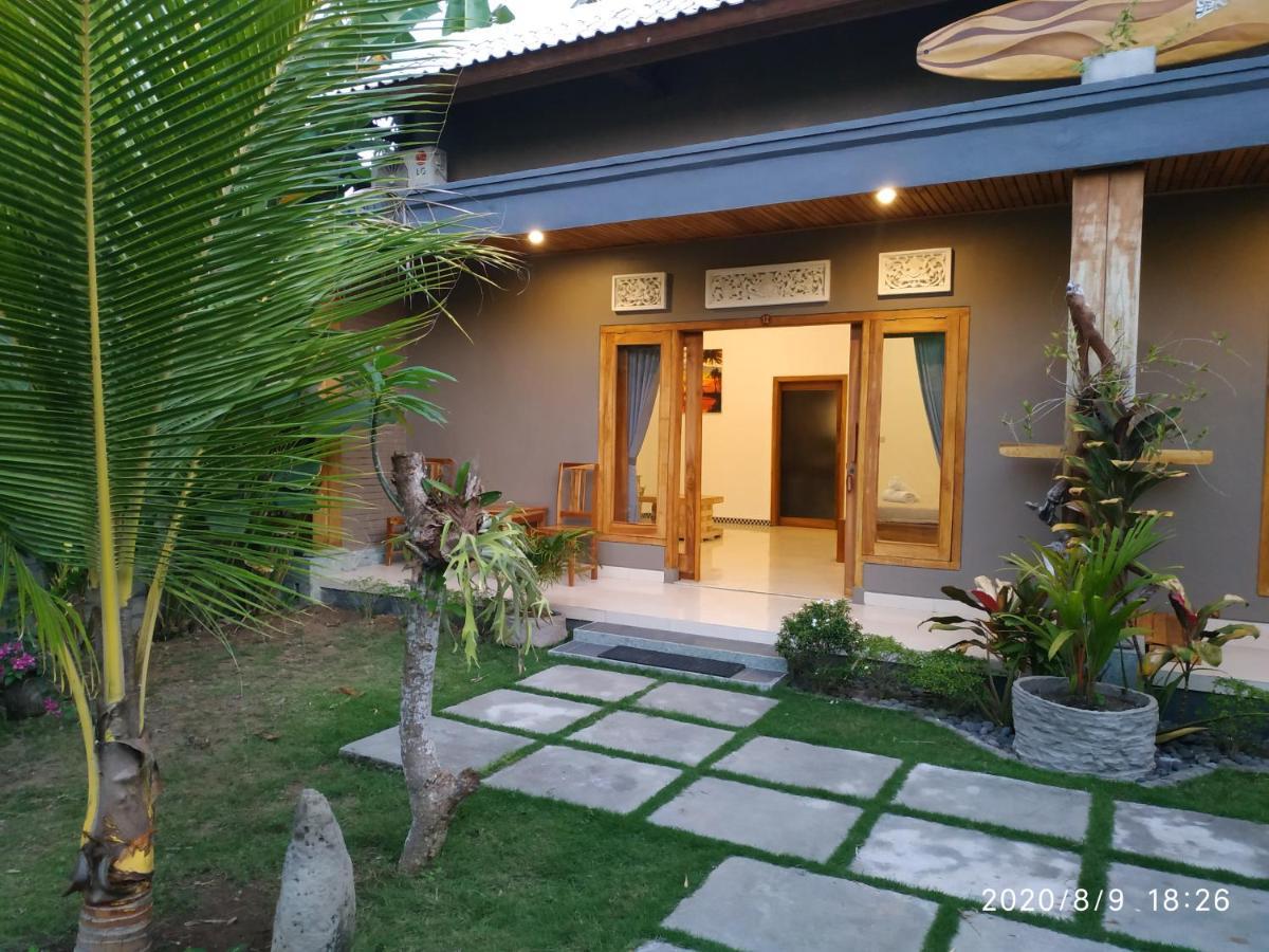 Harris Surf Villa Pulukan Zewnętrze zdjęcie