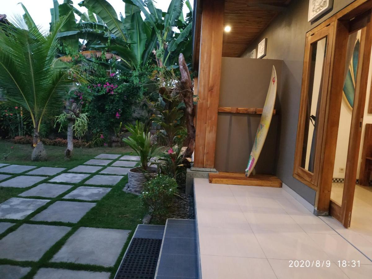 Harris Surf Villa Pulukan Zewnętrze zdjęcie