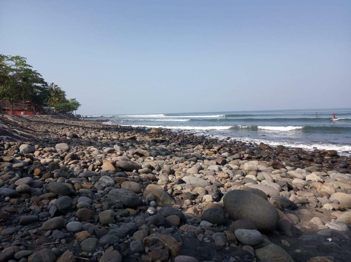 Harris Surf Villa Pulukan Zewnętrze zdjęcie